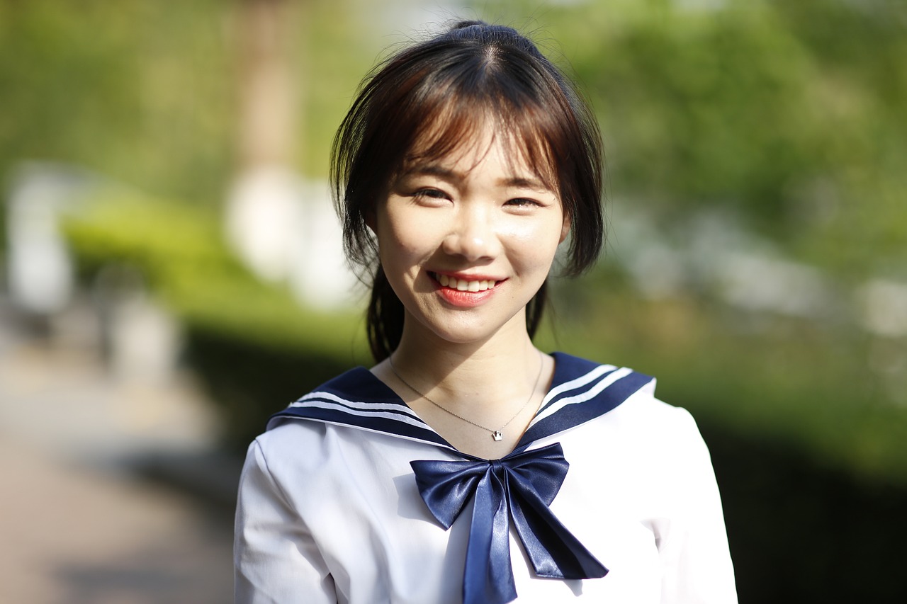 中国整容明星背后的美丽故事揭秘