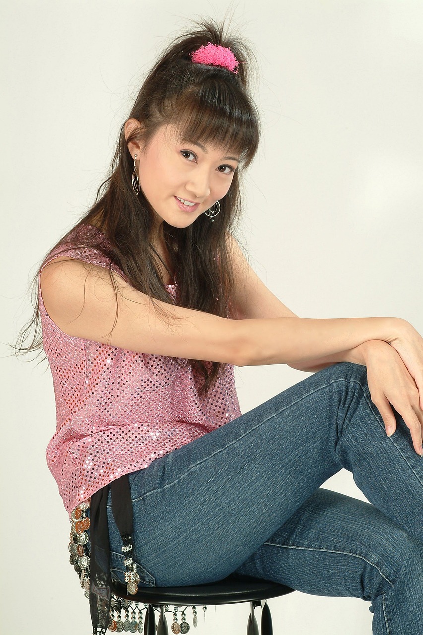 香港女演员离世震惊演艺圈，哀悼之声响起