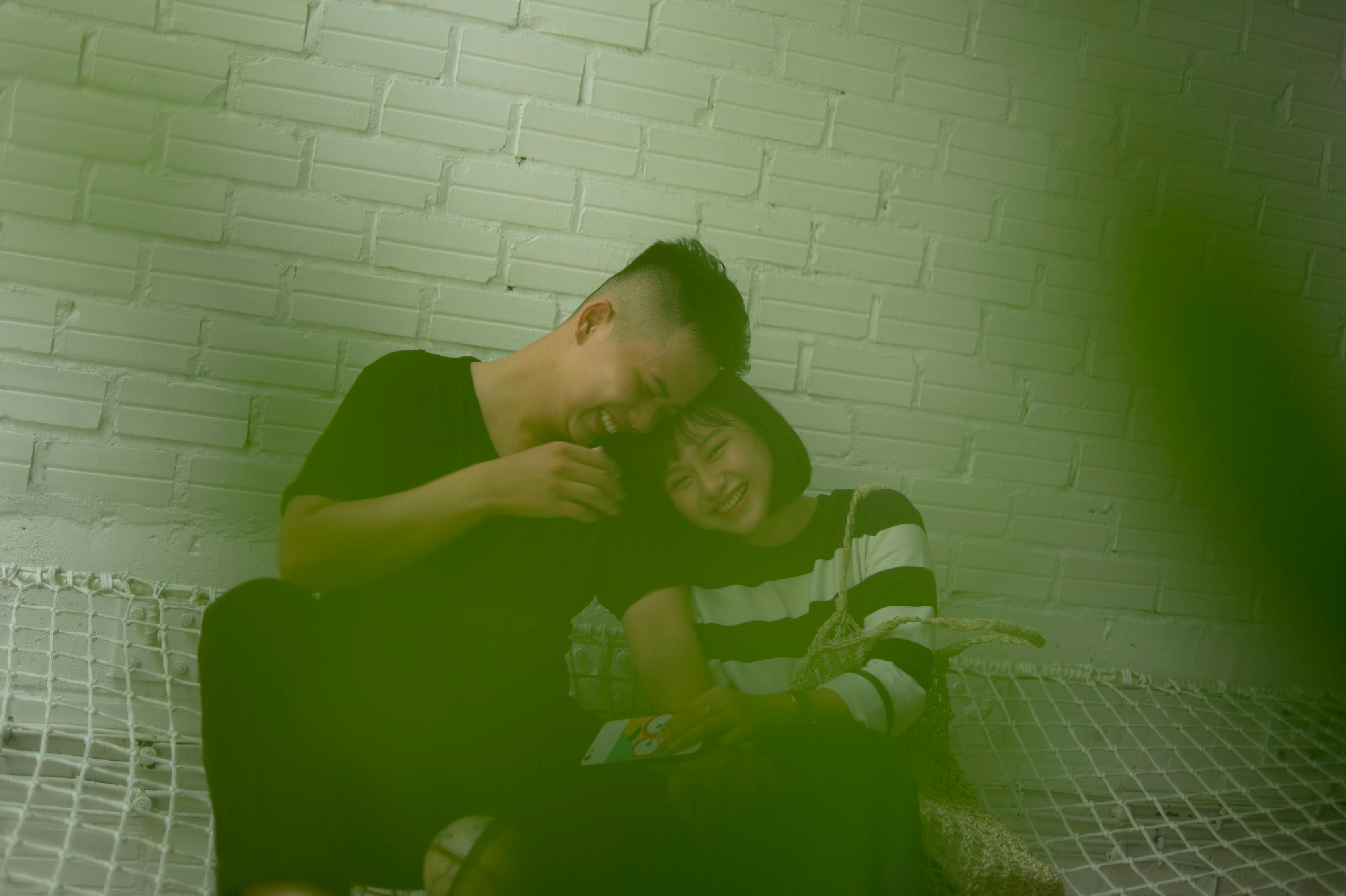婚前试爱，现代恋爱关系的试婚现象章节更新探索