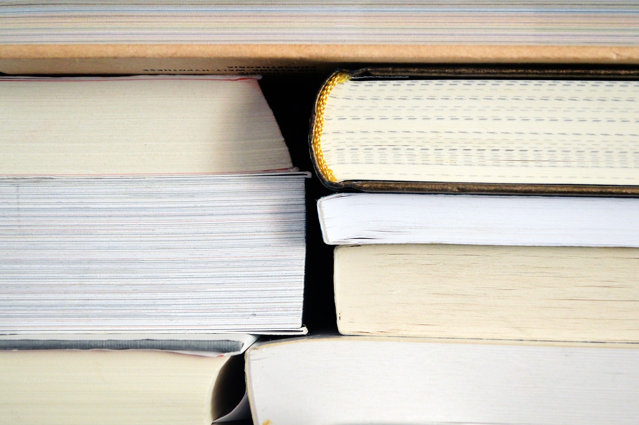 探索新时代大学生生活、学习与发展的最新资讯动态