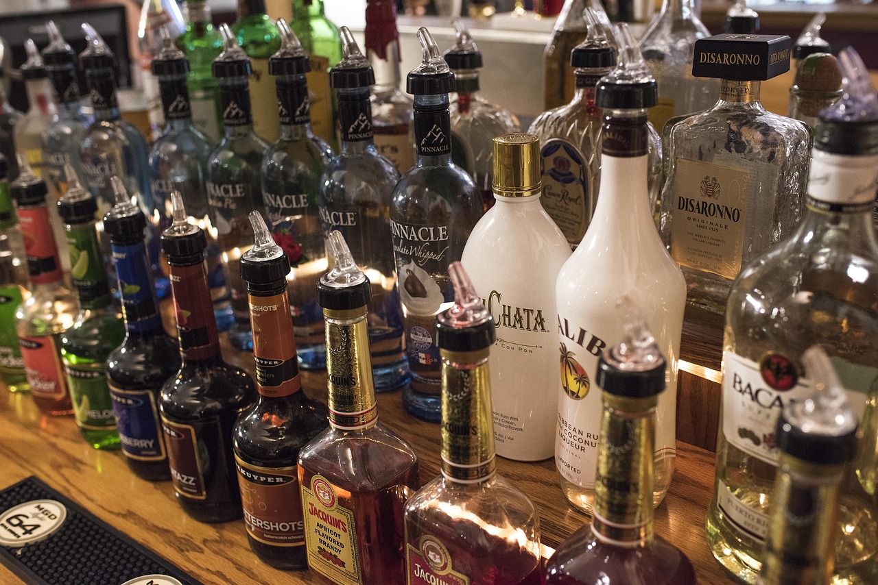 盛世凤凰酒价格表与市场表现解析