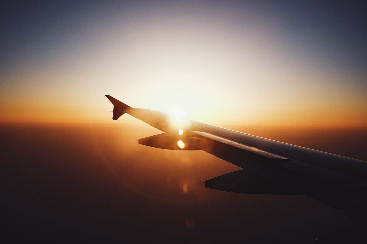 深夜惊悚鬼故事新篇，在线收听，启程惊悚之旅